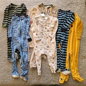 Infant and Toddler Closed-Toe Rompers / Pajamas